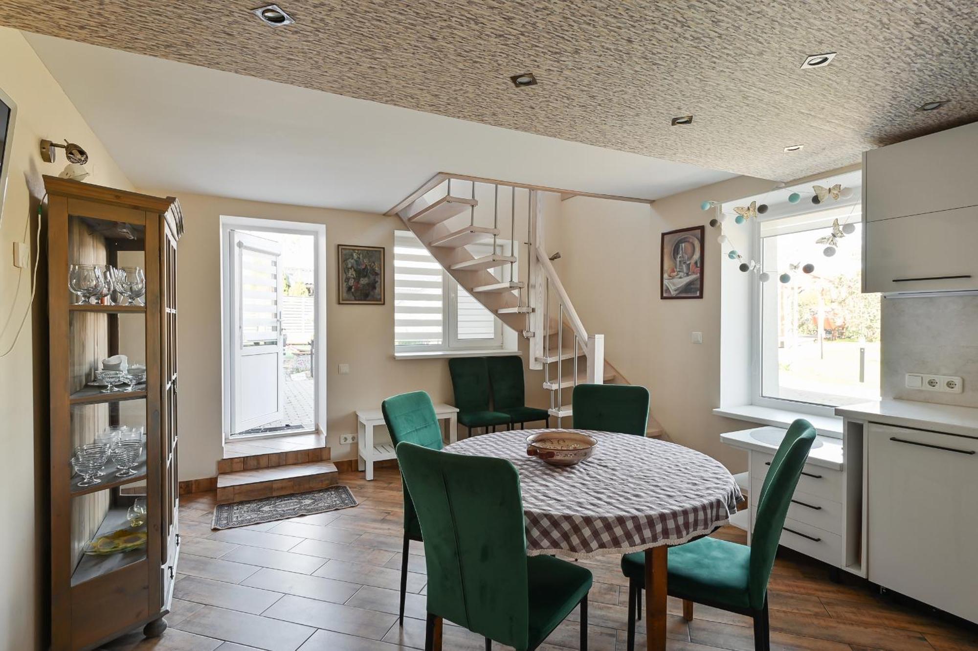 Guest House Kajaki-拉加希姆斯 外观 照片